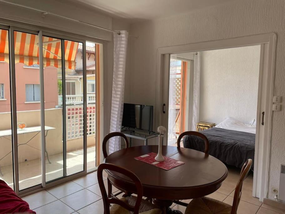 Studio A Sanary-Sur-Mer Avec Balcon A 200M Du Port Zewnętrze zdjęcie